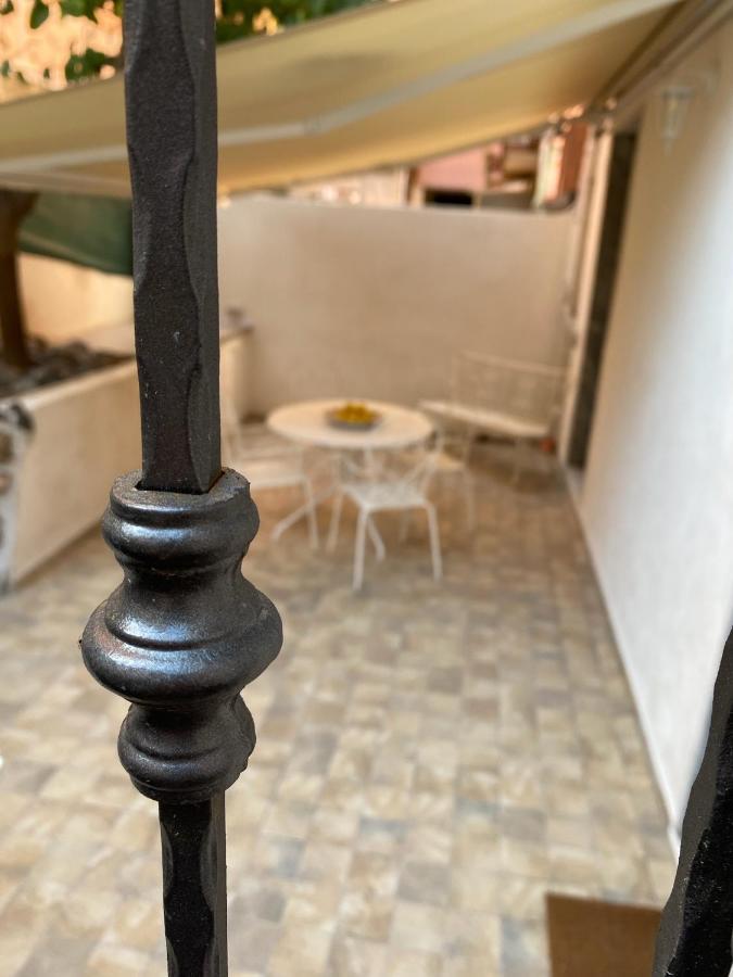 Cortile Mongibello Catánia Buitenkant foto