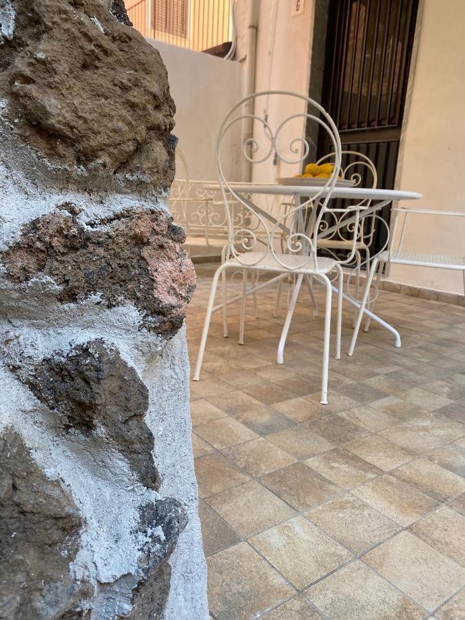 Cortile Mongibello Catánia Buitenkant foto