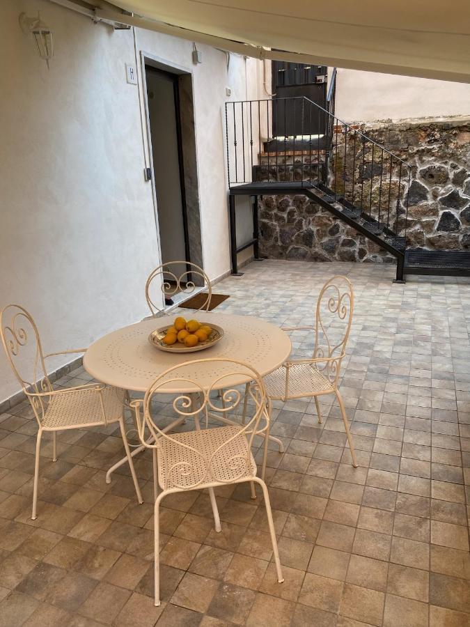Cortile Mongibello Catánia Buitenkant foto